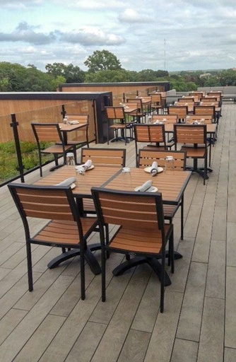 Resto Outside Set (4chair and 1 table)